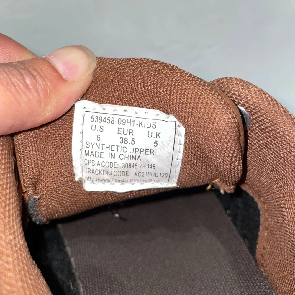 Levis Kids Brown Synthetic Leather Low Top Lace Up Sneakers Size 6 539458-09H1